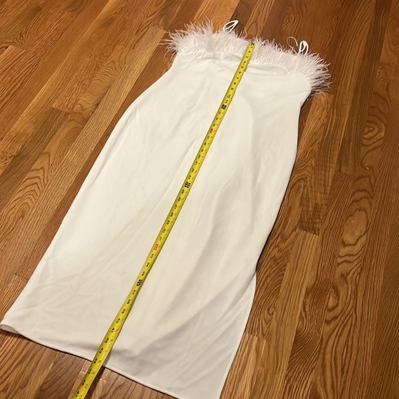 NWT Anthropologie Elliatt Ivory Feather Trim MIDI in Size Large - Picture 16 of 17